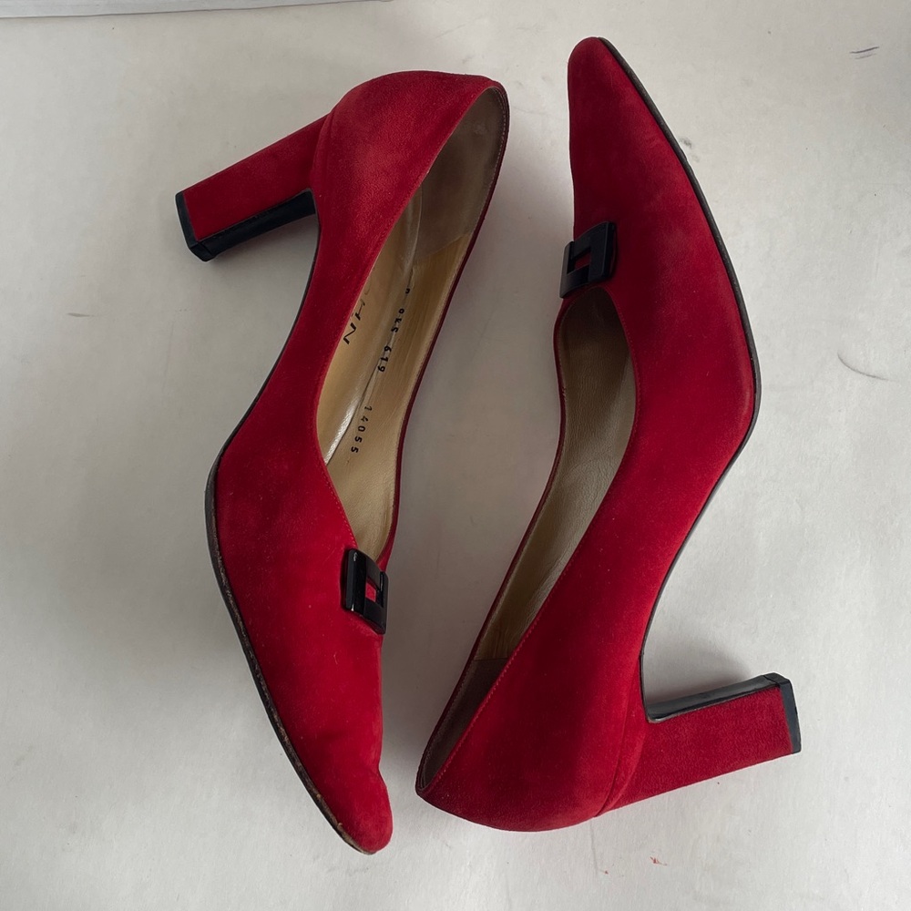 St. John Red suede shoes 9.5 Pumps - Picture 7 of 11